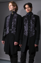 Load image into Gallery viewer, Cities of the World London Skinny Scarf