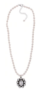 Rococo Freshwater Rice Pearl Necklace with Freshwater Pearl Pendant