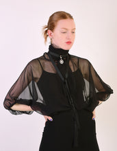 Load image into Gallery viewer, Rococo Lariat with Freshwater Pearl Pendant